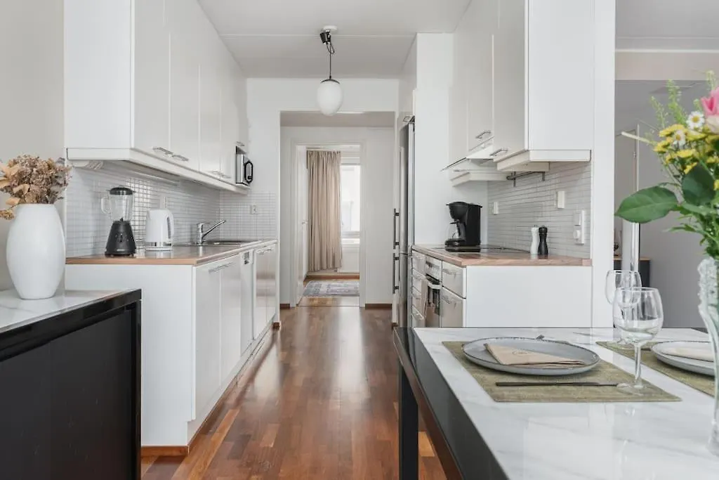 2Bedroom & Spa In Heart Of City - 90 Square Meters ヘルシンキ アパート