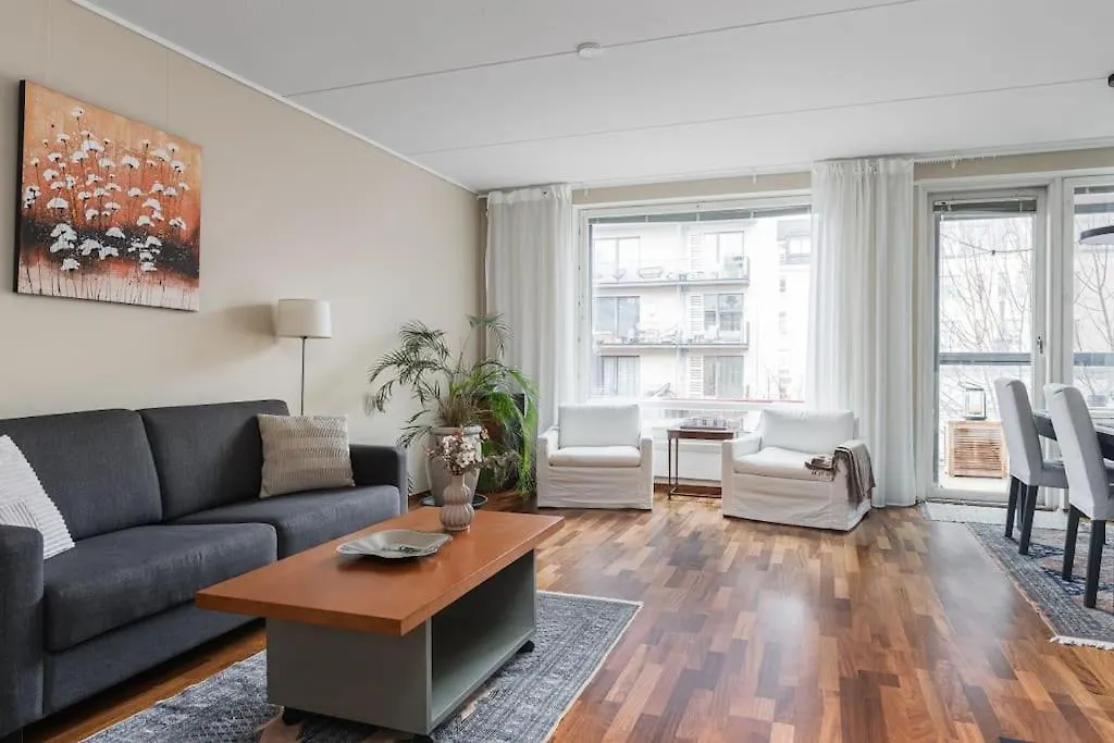 2Bedroom & Spa In Heart Of City - 90 Square Meters ヘルシンキ フィンランド